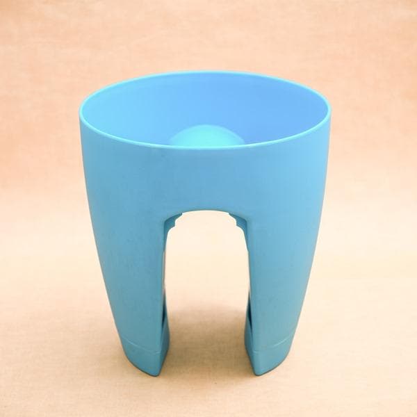 11 inch (28 cm) Balcony Railing Round Plastic Planter (Blue) - Image 2