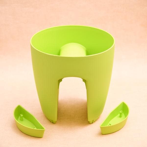 11 inch (28 cm) Balcony Railing Round Plastic Planter (Green) - Image 3