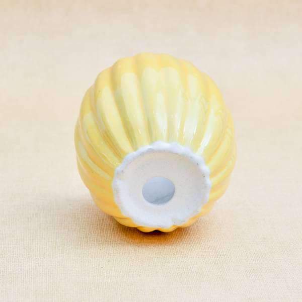 3.1 inch (8 cm) Vertical Ridges Pattern Round Ceramic Pot (Yellow) (set of 2) - Image 3