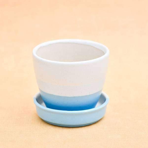 3.7 inch (9 cm) CP036 Round Egg Ceramic Pot with Plate (White, Blue) (set of 2) - Image 4