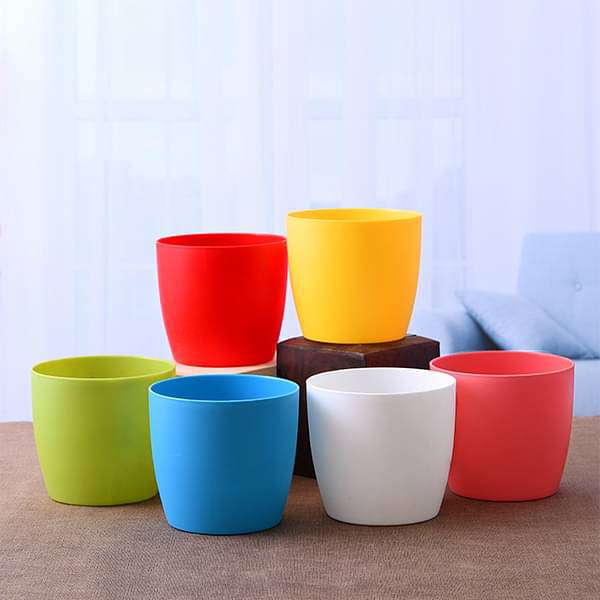 4.5 inch (11 cm) Ronda No. 1110 Round Plastic Planter - Image 22