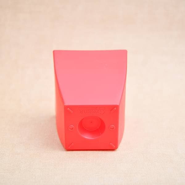 4.7 inch (12 cm) Chatura No. 12 Square Plastic Planter (Red) (set of 6) - Image 3