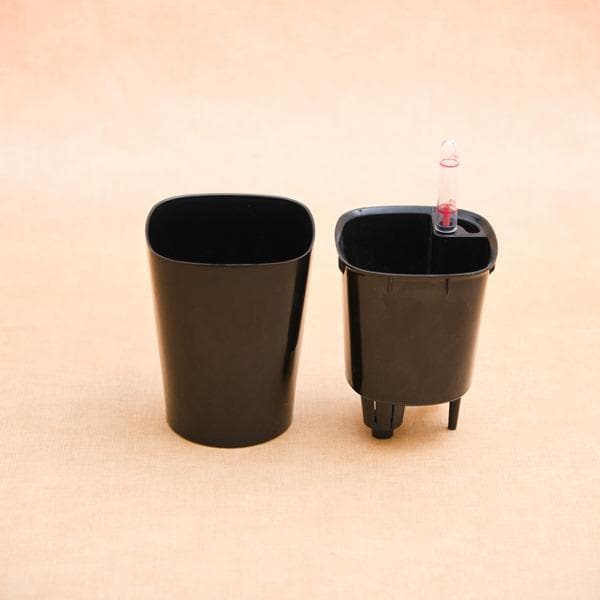 4 inch (10 cm) GW 03 Self Watering Round Plastic Planter (Black) (Set of 3) - Image 3