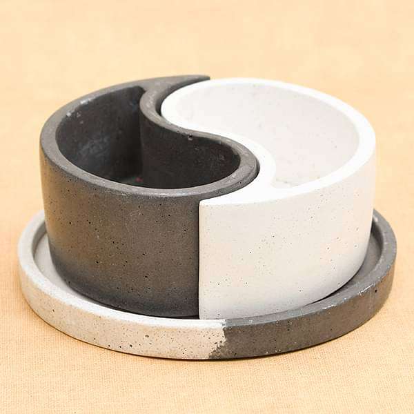 6.3 inch (16 cm) Ying Yang Concrete Pot with Plate(Rustic Black, Rustic White) - Image 5
