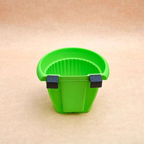 7.9 inch (20 cm) Bello Railing D Shape plastic Planter (Green) (set of 6) - Image 3