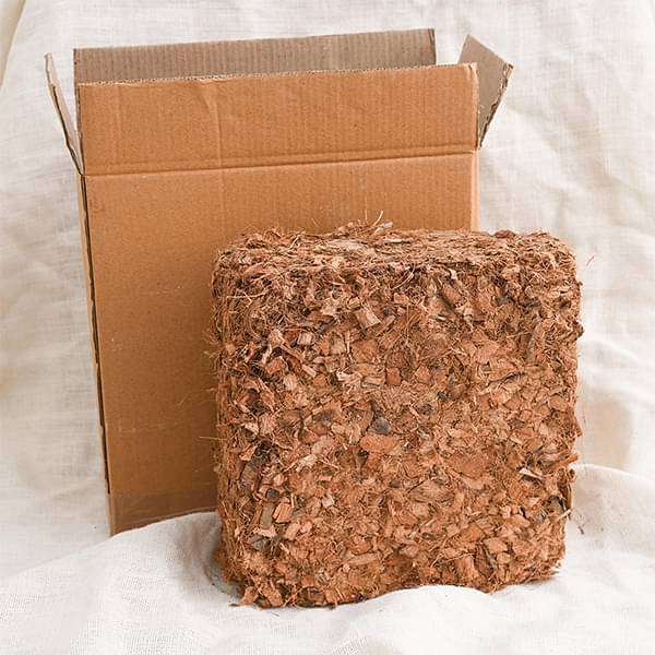 Coco Husk Block - 4.5 kg - Image 2