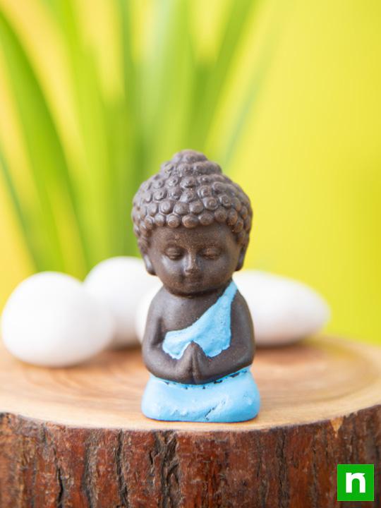 Praying buddha plastic miniature garden toy (Blue, Gloss Finish) - 1 Piece - Image 2