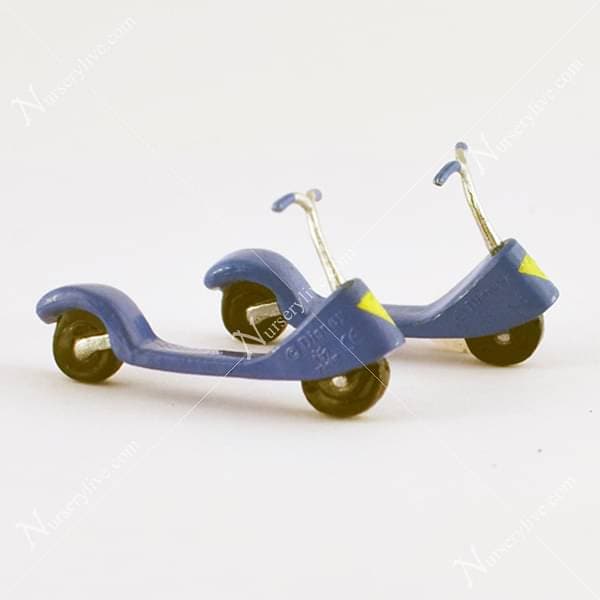 Scooter plastic miniature garden toys - 1 Pair - Image 2