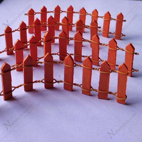 Wooden fence miniature garden toys (Orange) - 4 pieces - Image 3